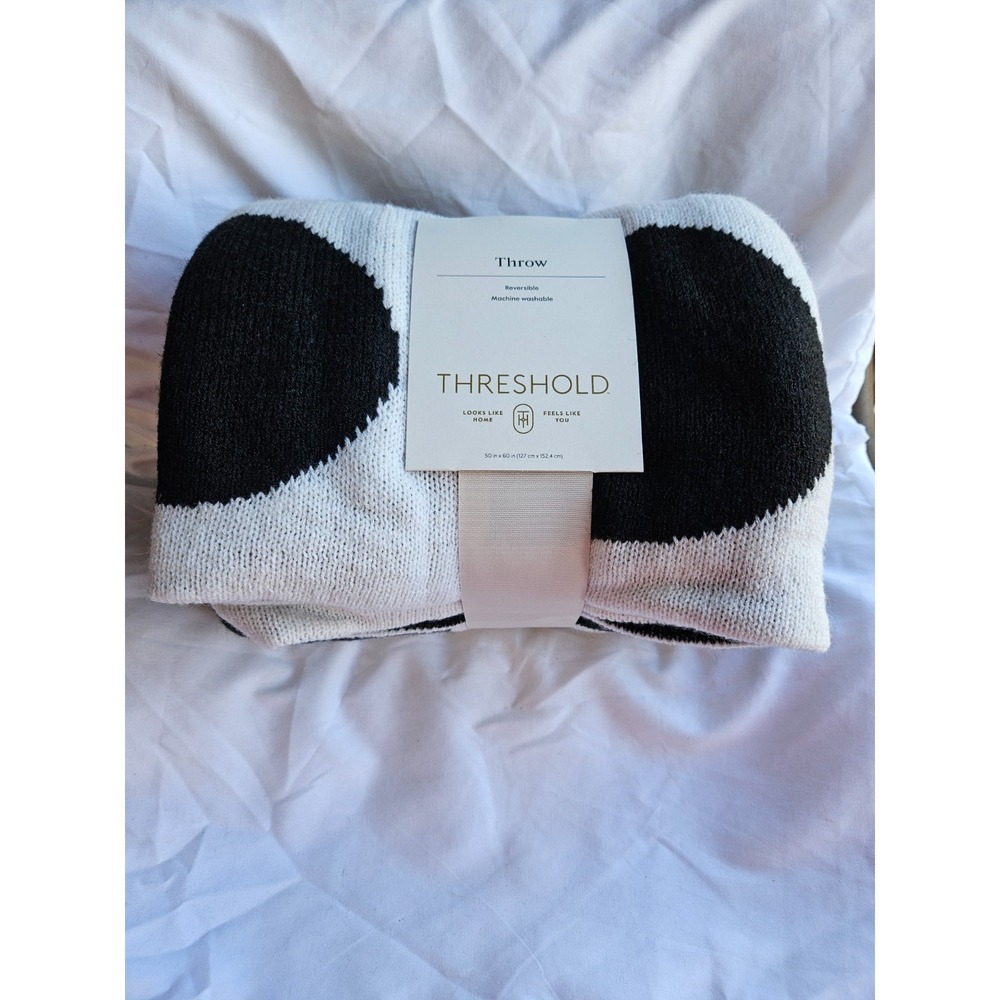 Threshold~Reversible Knit Geo Throw Blanket Black & White, 50" x 60"~NWT